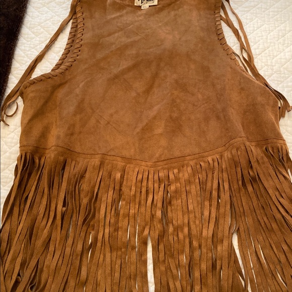 Mumu Fringe Top - Picture 3 of 3